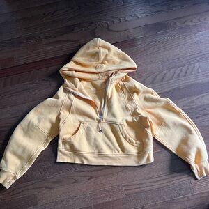 Lululemon Orange half zip cropped scuba